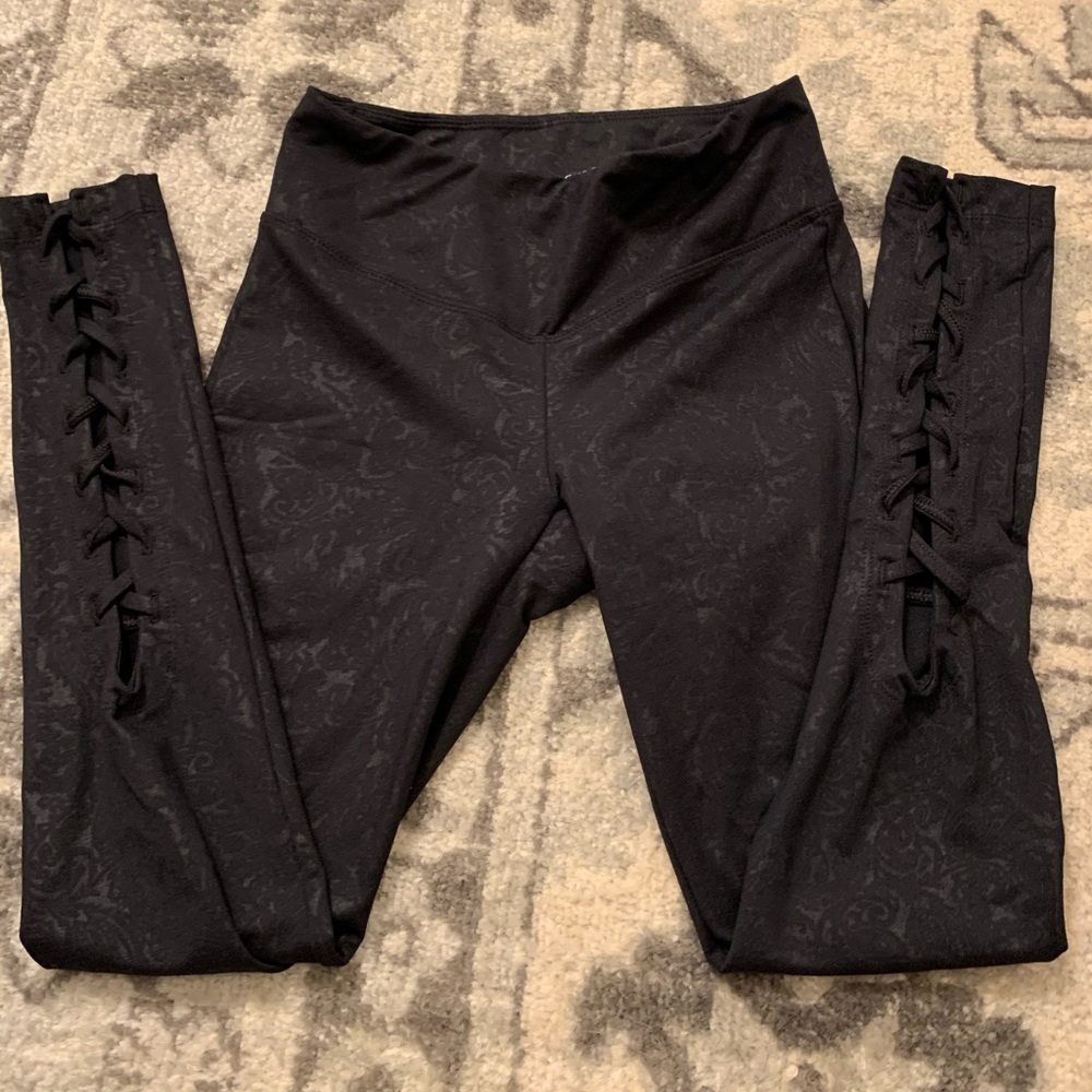 Black long leggings